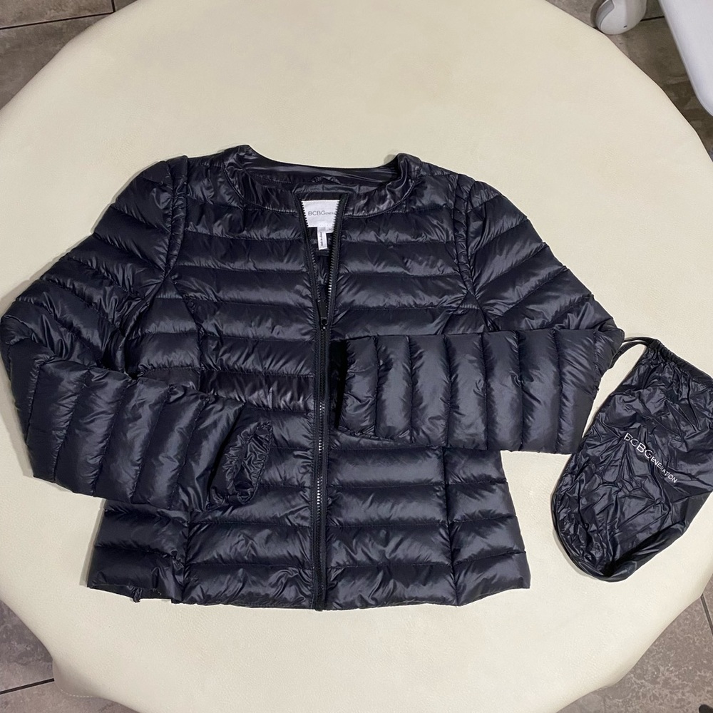 BCBGeneration Ultra Lightweight Packable Down Puffer Jacket Medium Black